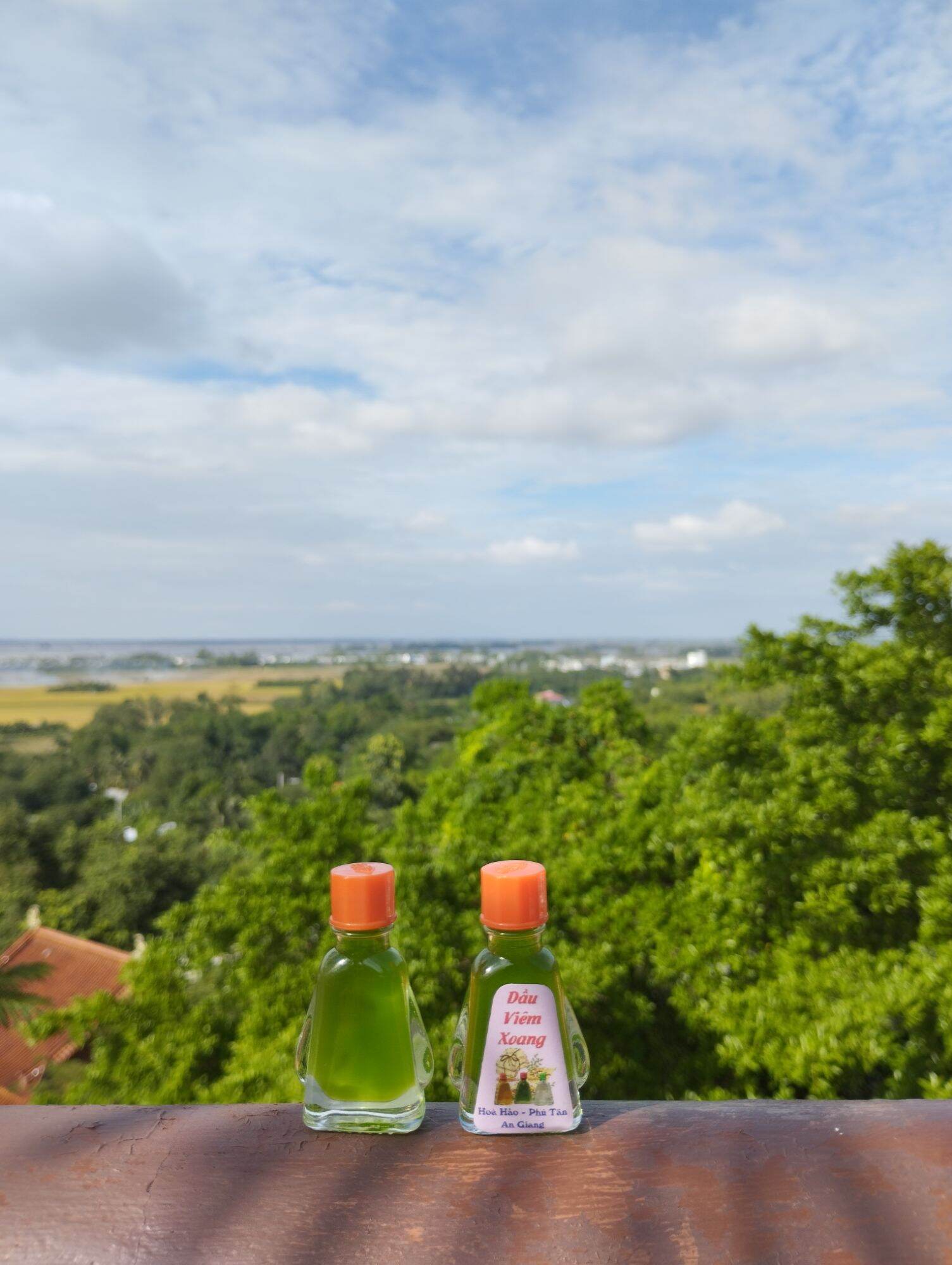 sỉ 100c DẦU XOÀNG XANH 3ML ( NÓNG , CAY , NHIỀU VỊ THUỐC BẮC HƠN VÀNG VÀ TRẮNG)