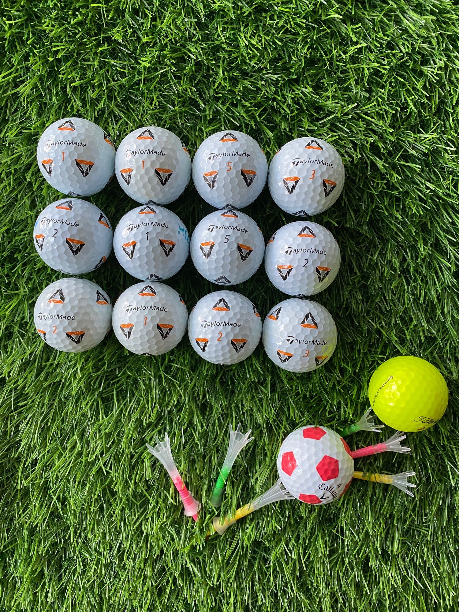 Bóng golf Taylormade TP5 Pix  new 100%