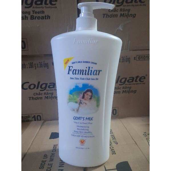 Sữa tắm dưỡng ẩm sữa dê familiar 1kg