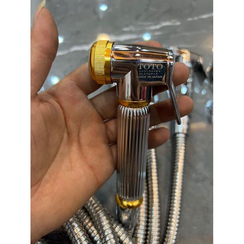 Vòi xịt vệ sinh hàng nội địa nhật ToTo(made in japan)