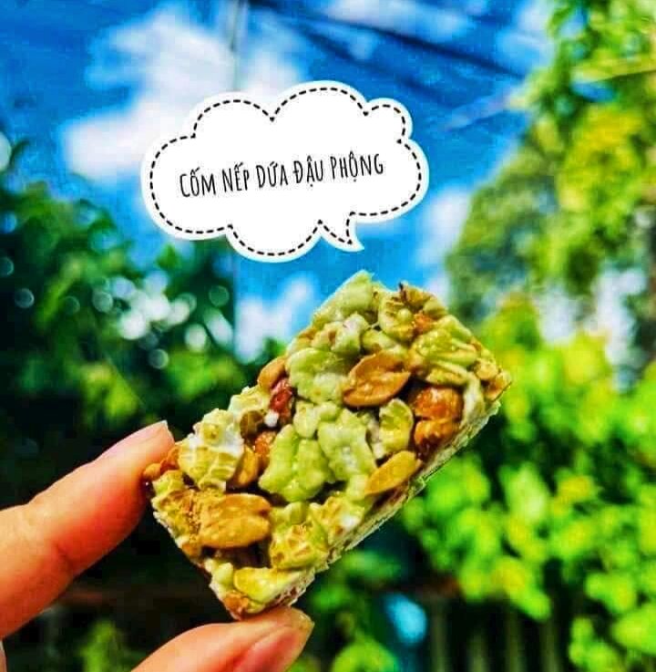 Cốm nếp dứa Lâm An loại 1 , KL 500g (Cốm nếp dứa nước cốt dừa đậu phộng siêu giòn)