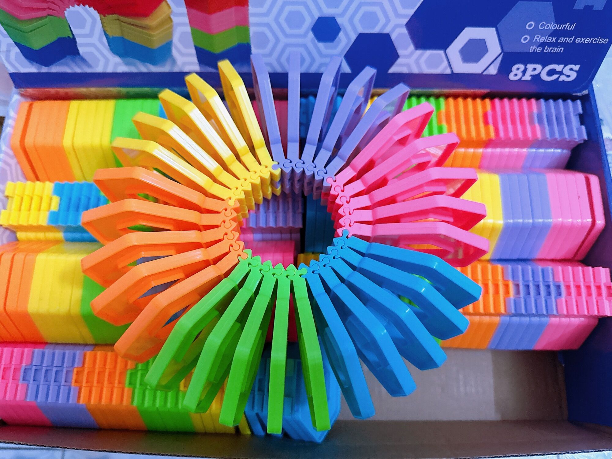 Đồ chơi vòng lặp lò xo cầu vồng 6 màu giảm stress fidget loop
