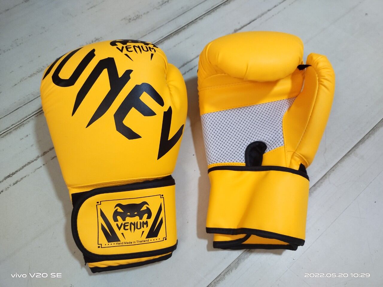 Găng tay boxing Venum 10oz