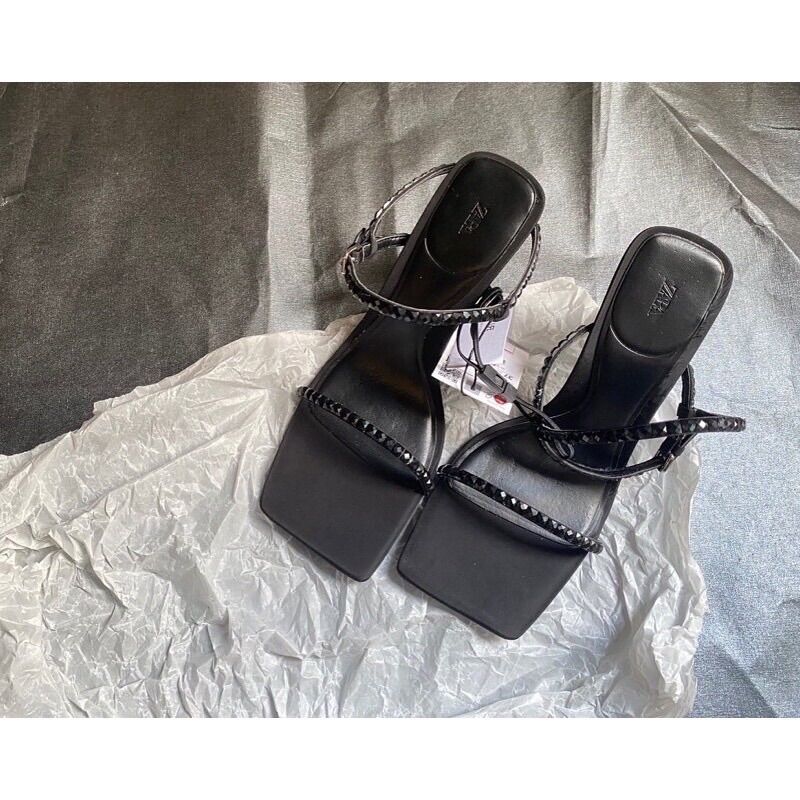 Sandal quai mảnh đá đen ZR(9cm full hộp)