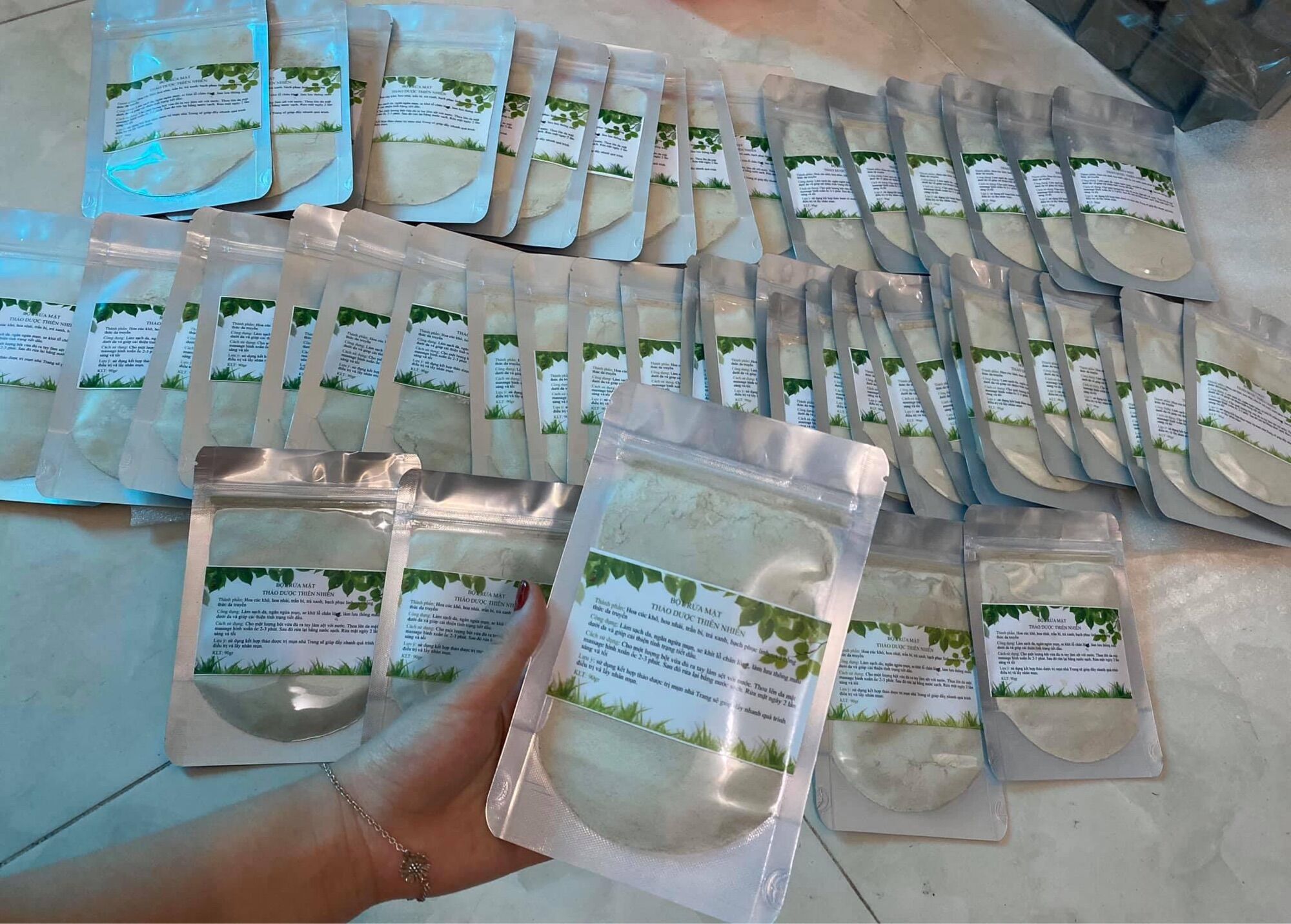 Bột Rửa Mặt Sạch Dầu 24h