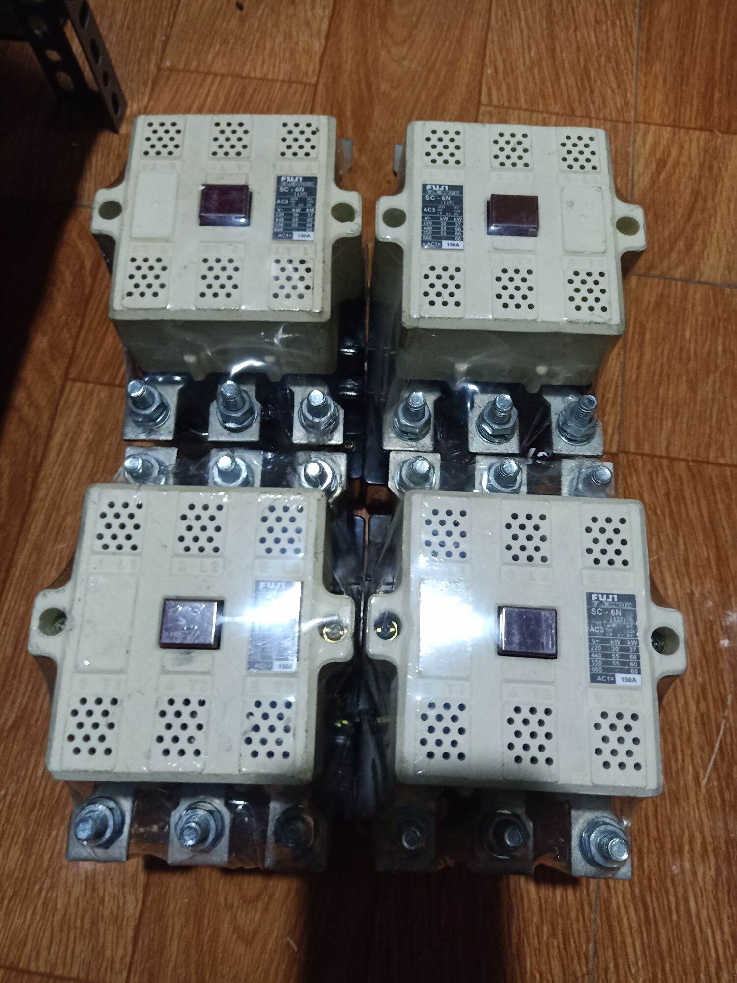 Contactor fuji 125