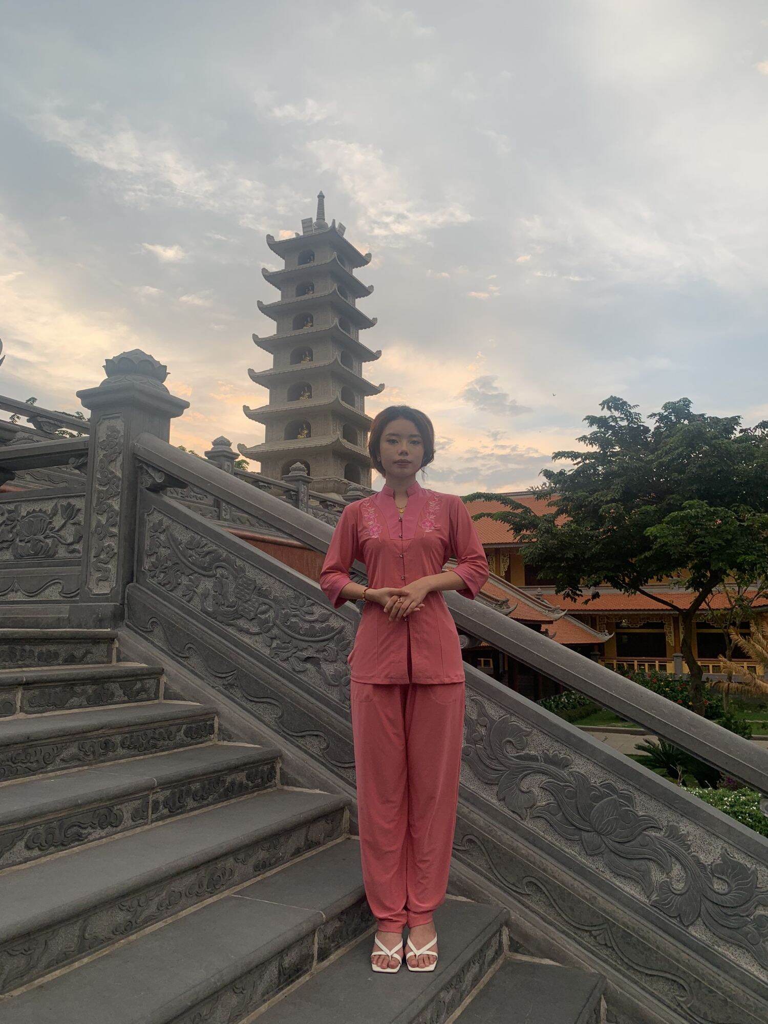 ĐỒ LAM ĐI CHÙA MẪU NỮ THUN PHỐI CỔ LOẠI 1