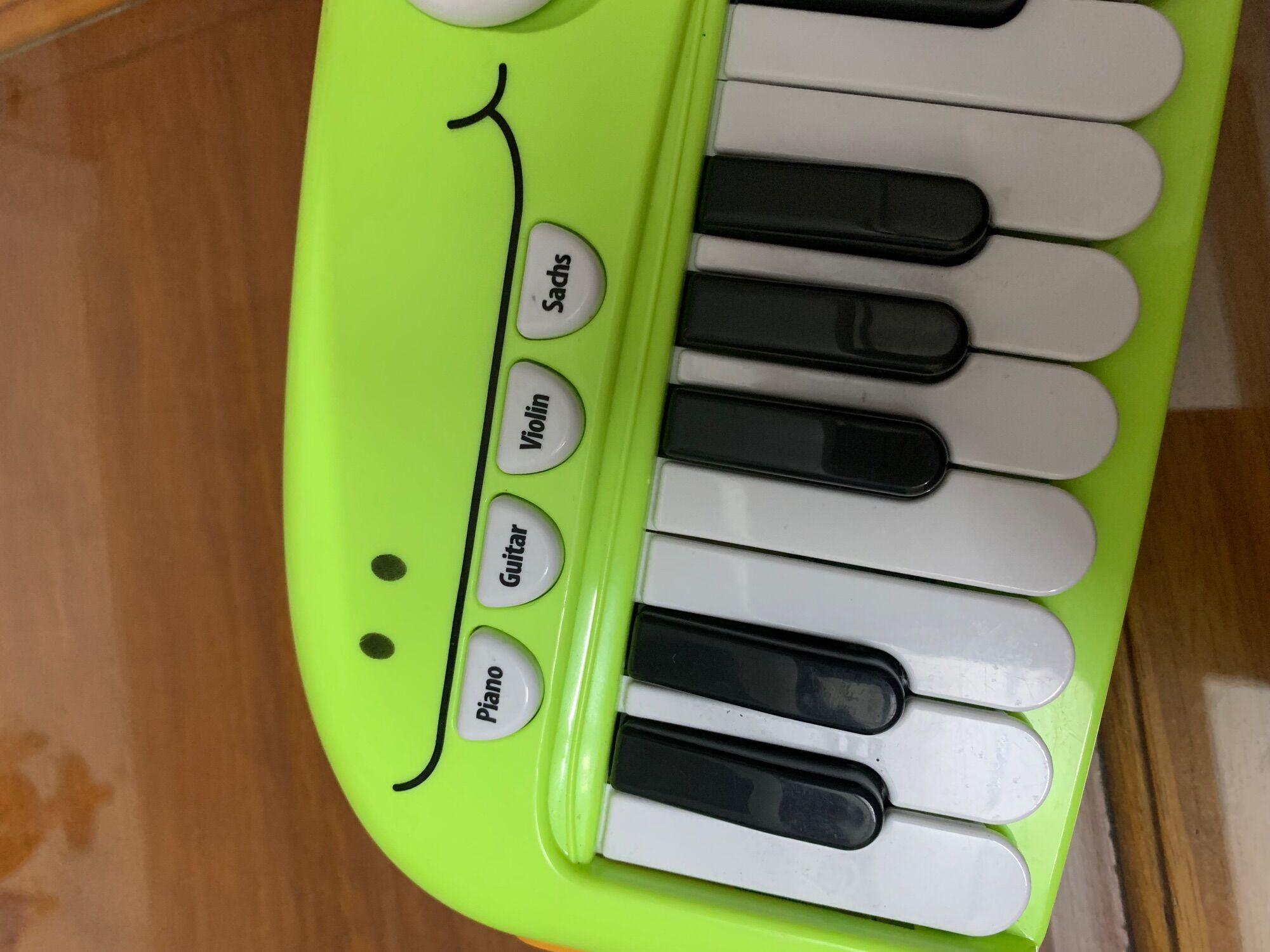ĐỒ CHƠI ĐÀN PIANO HUGGIES