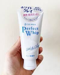 Senka perfect whip sửa rửa mặt tẩy tế bào chết sạch sâu sáng mịn đất sét trắng