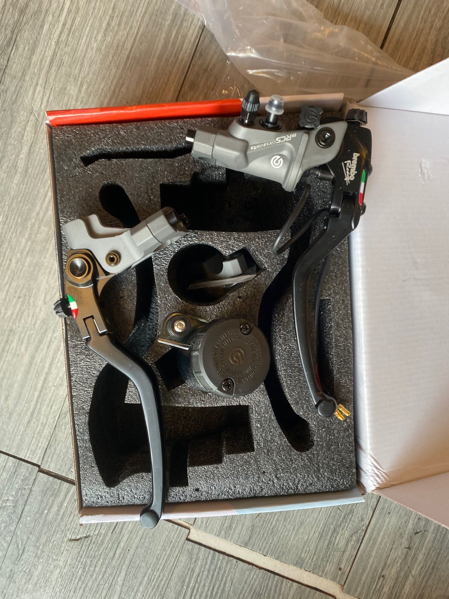 [HCM]Cặp tay thắng tay côn bình dầu brembo gắn mọi xe