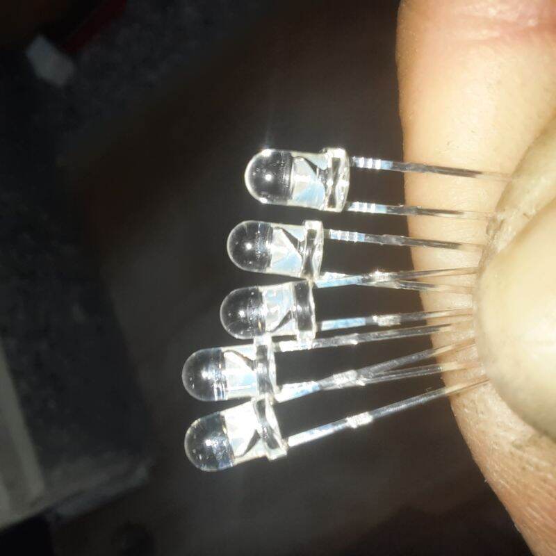 30 bóng led trắng 3mm siêu sáng (3v)