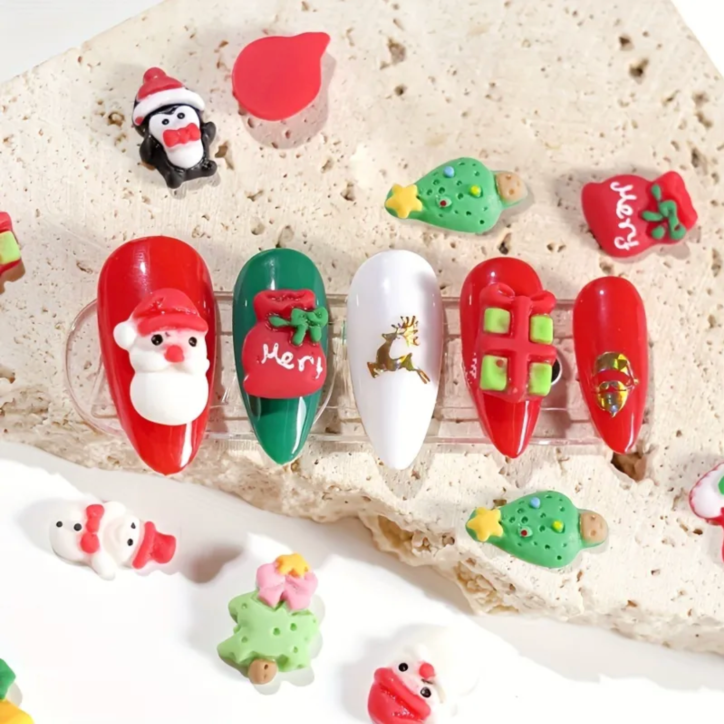 Phụ kiện nail charm bột Noel giáng sinh ( túi 14 cái đến 20 cái )