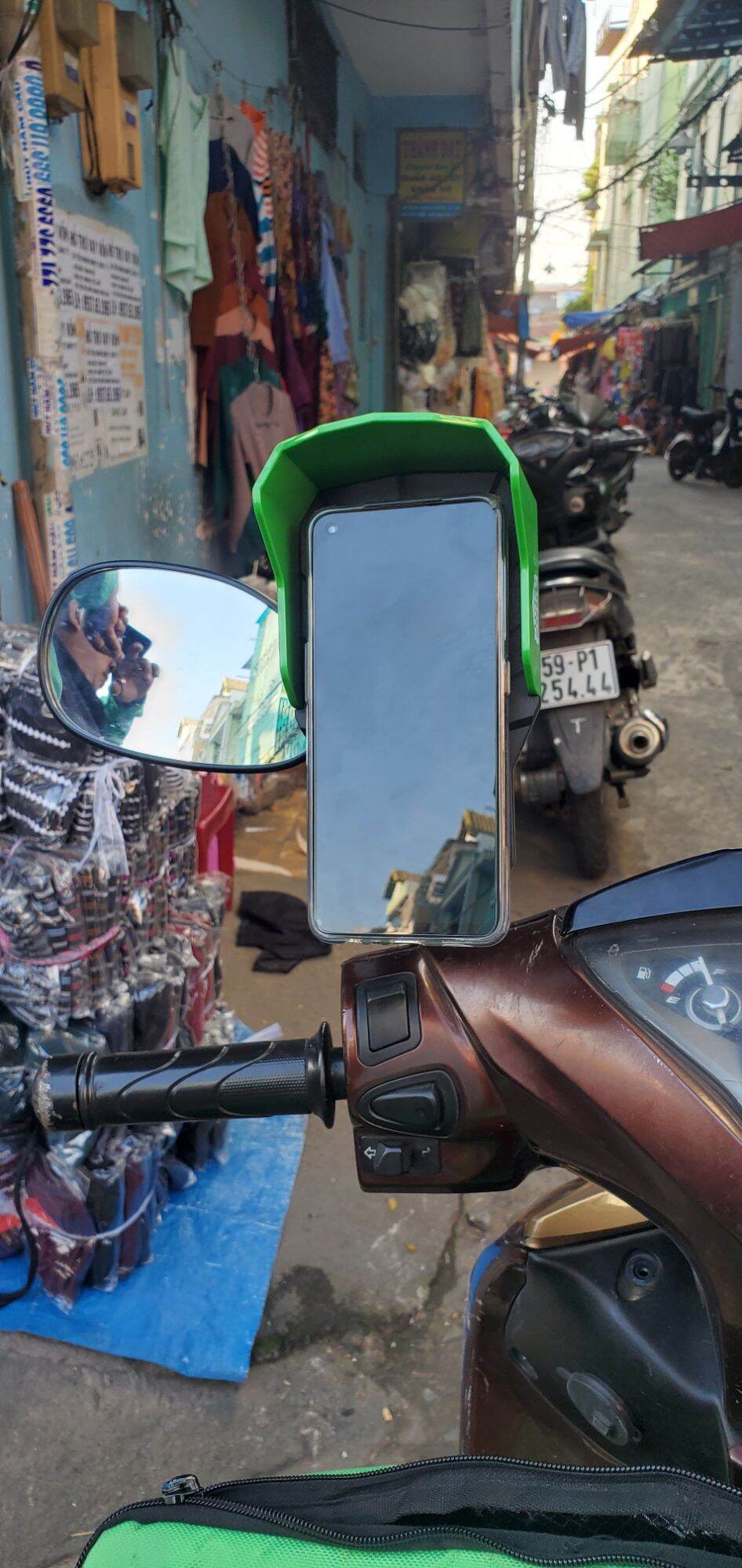 Giá đỡ điện thoại hít nam châm Magfit Moto _ BikerSoul