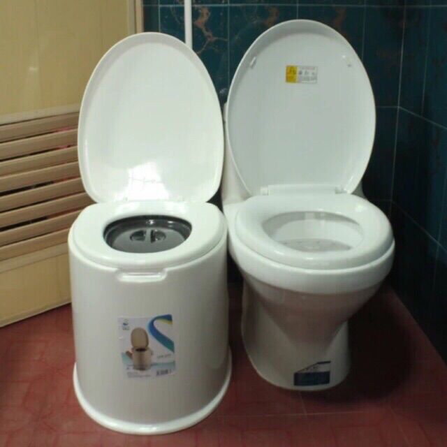Bô vệ sinh người lớn 2 đáy