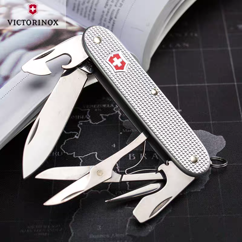 Dụng cụ đa năng Victorinox Pioneer X Alox màu Silver