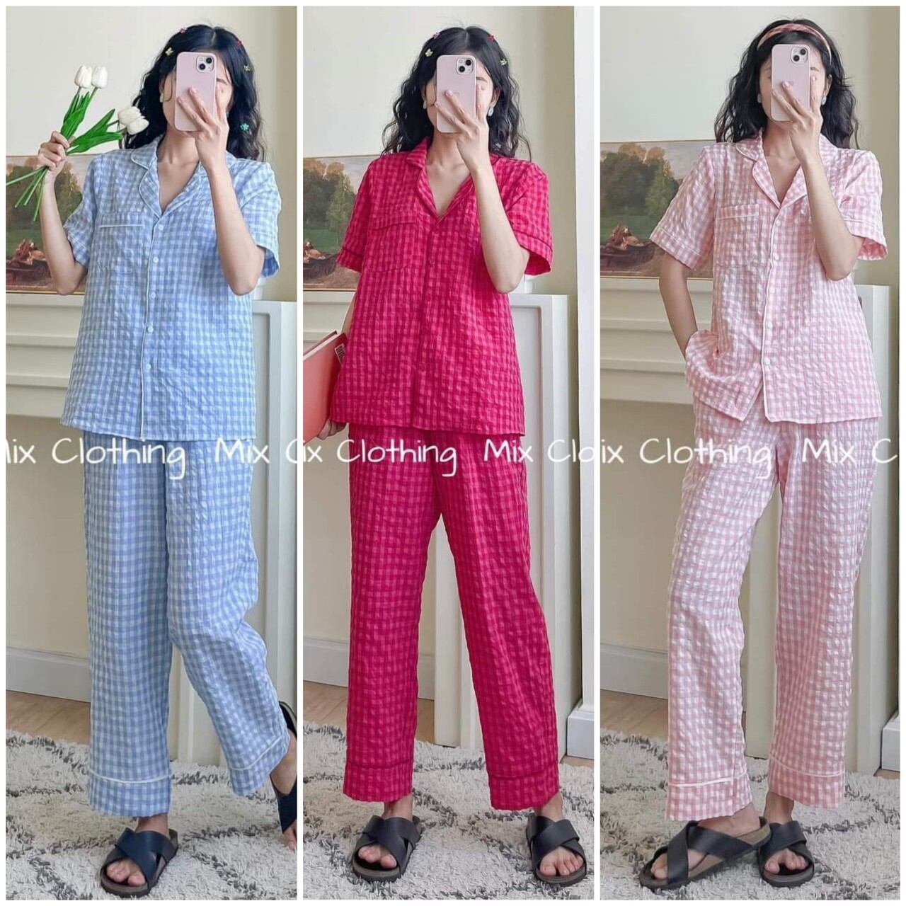 Sét bộ pyjama kẻ xốp cổ vét tay cộc quần dài.