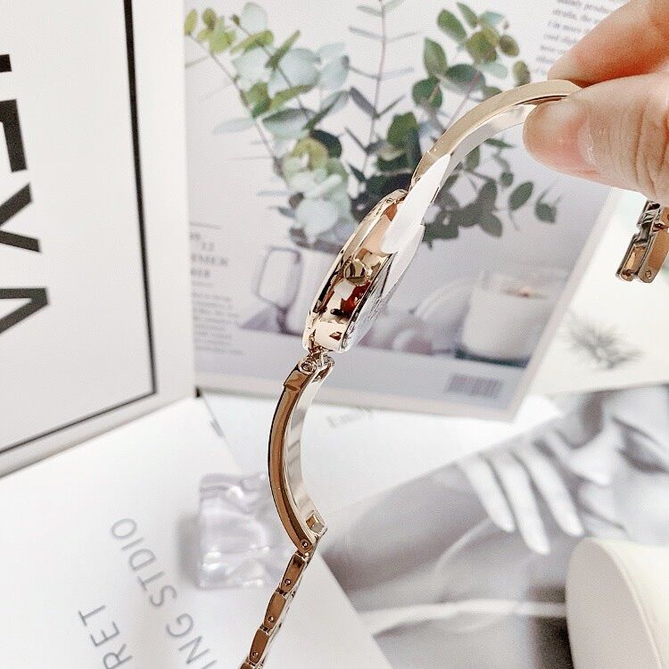 Đồng Hồ Nữ Anne Klein