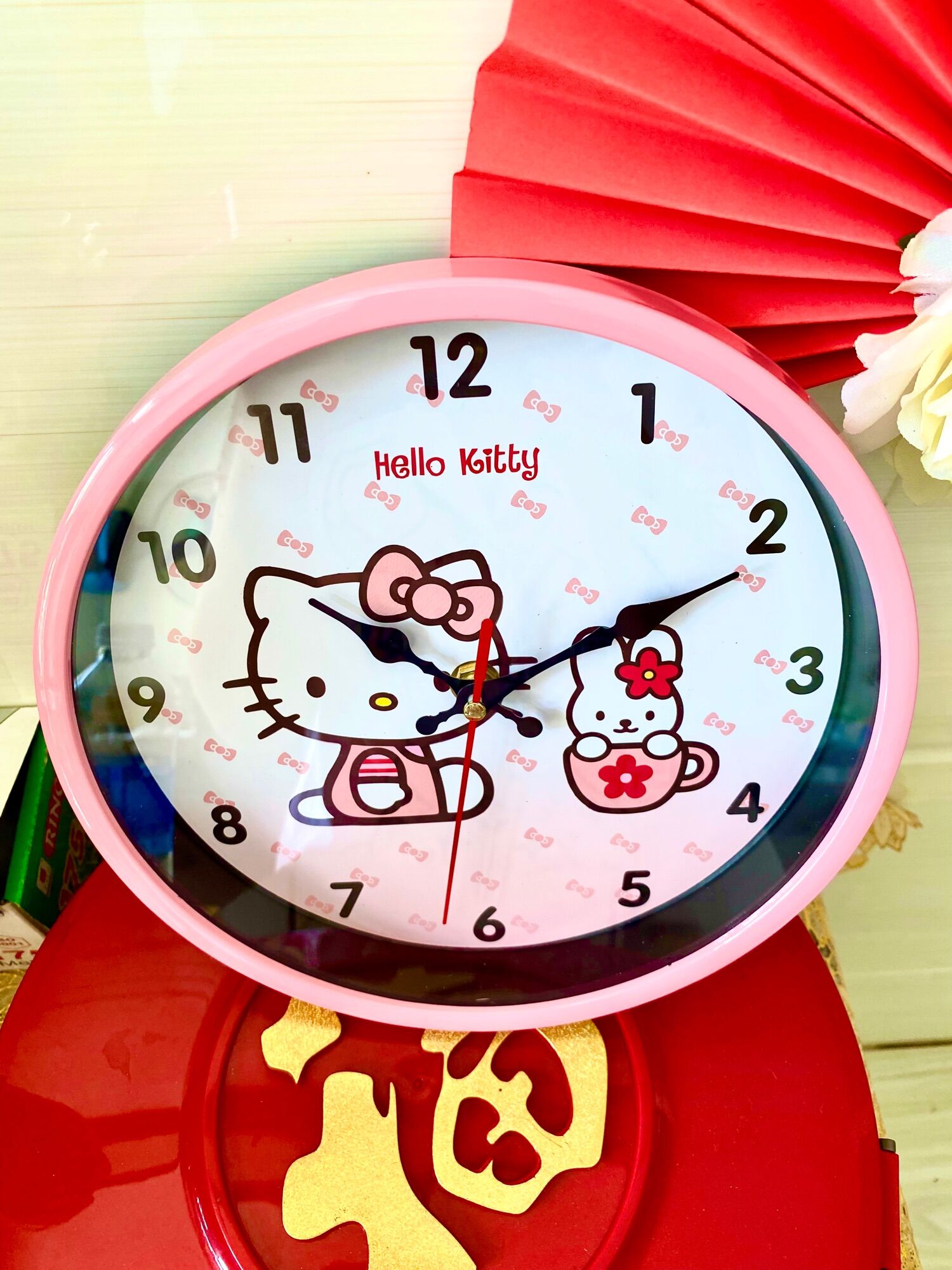 Đồng hồ treo tường tròn 22cm hello kitty