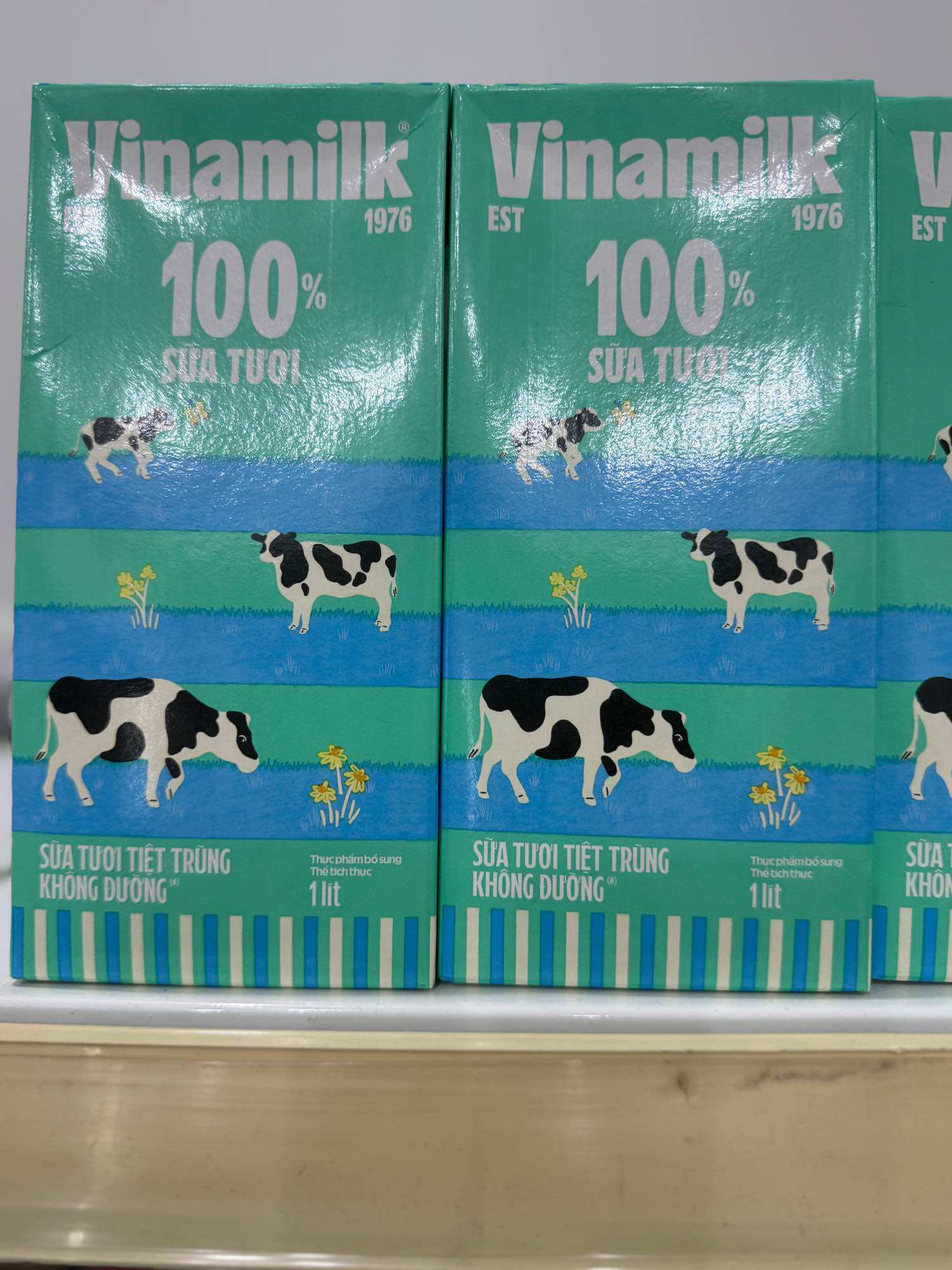 Sữa tươi không đường vinamilk 1l