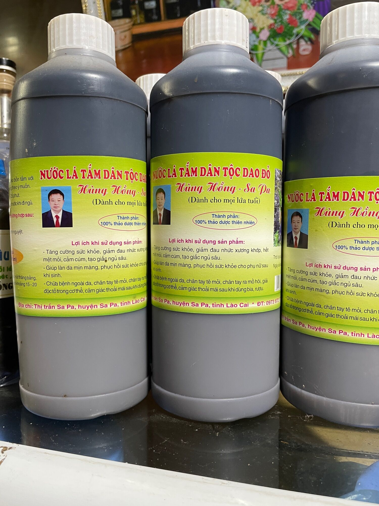 Nước tắm lá dao đỏ cho phụ nữ sau sinh và mọi lứa tuổi chai 1lit