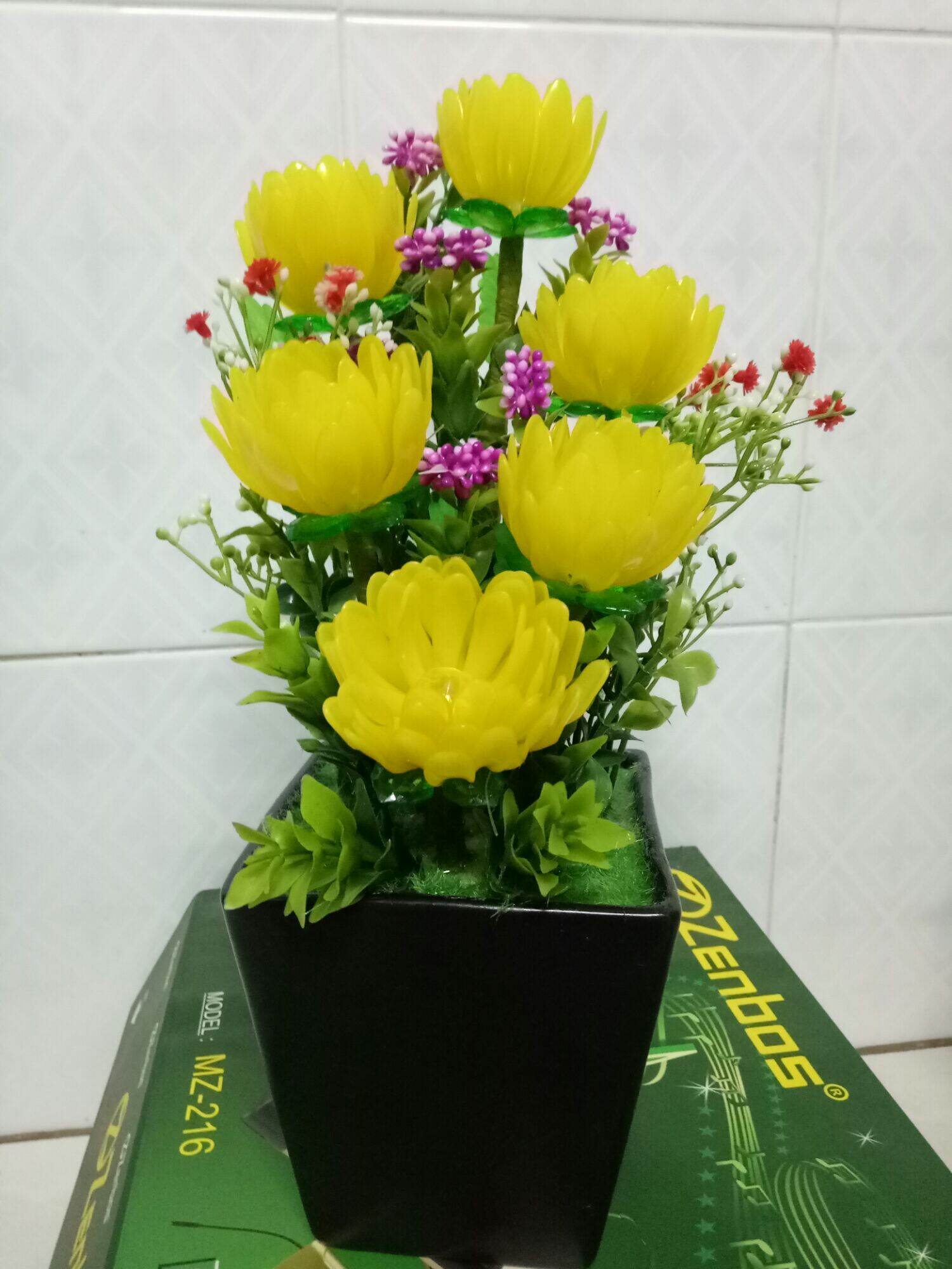 Chậu hoa cúc pha lê (30x12x12)