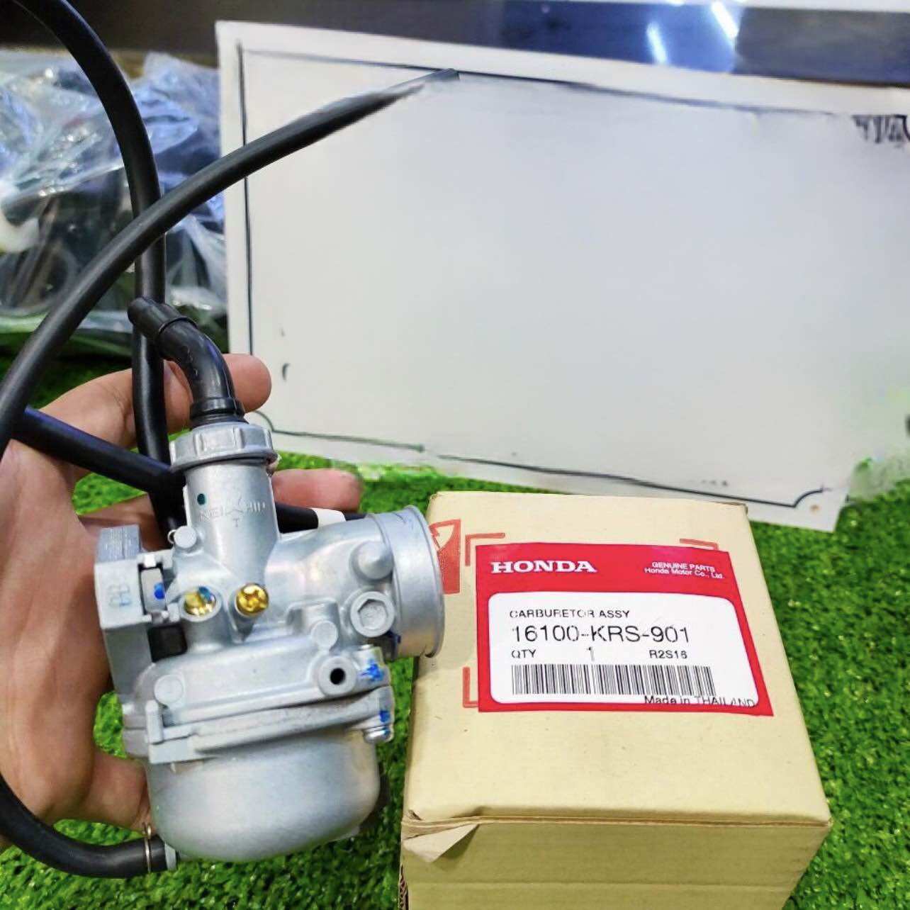 Bình xăng con Dream Thái, Wave Thái 100, Alpha mới Honda Thái (C1.4)