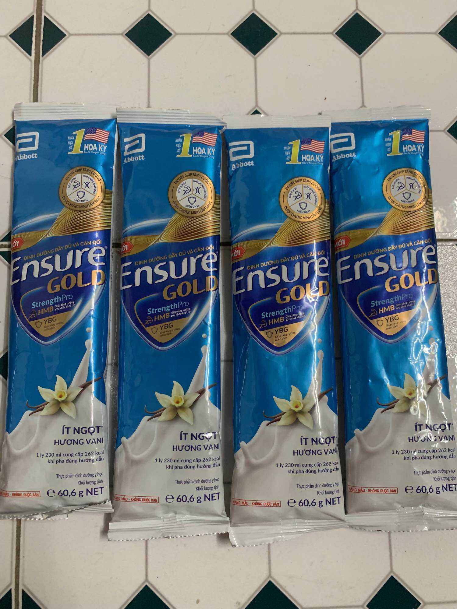 Sữa gói ensure gold