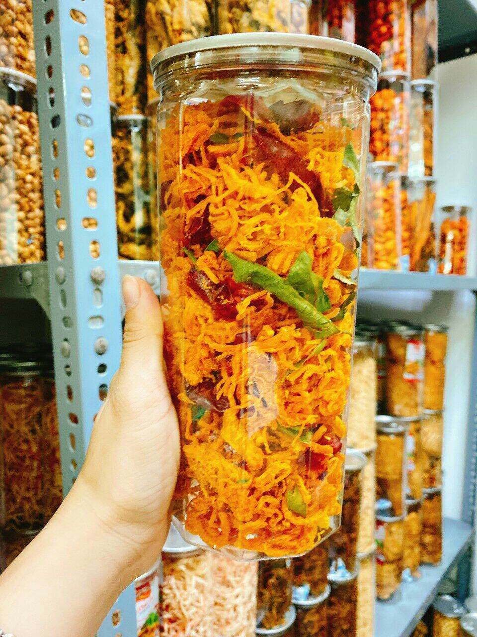 [HCM]Khô gà lá chanh hủ 300g