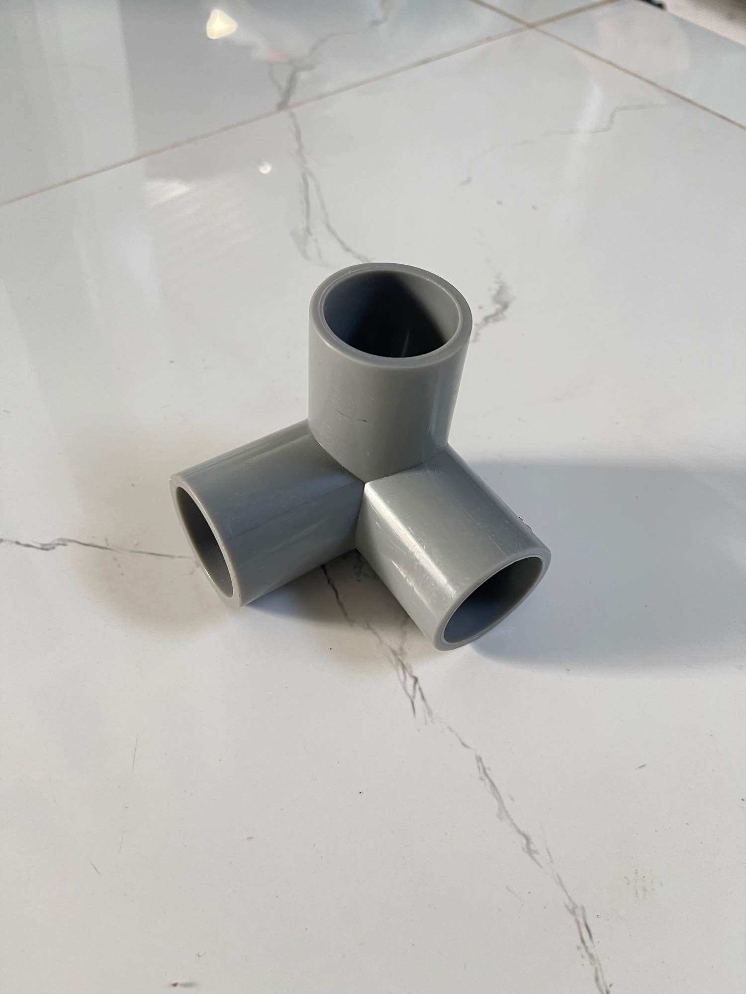 Co 3 góc, co 3 nhánh 90 độ bình minh