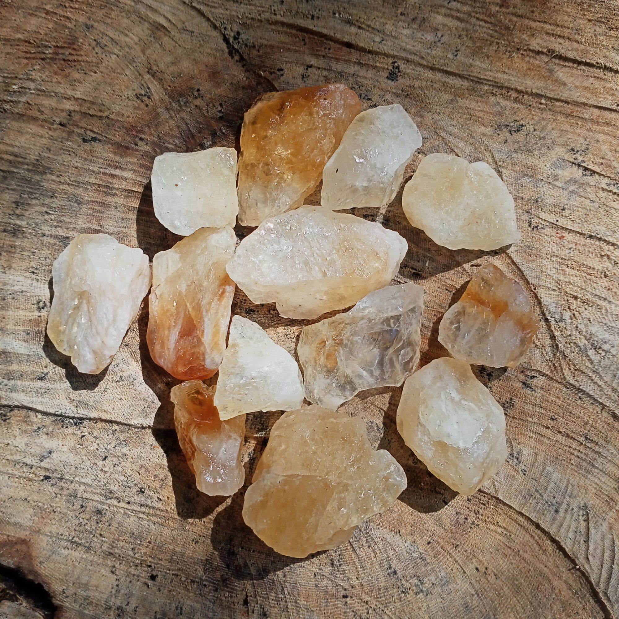 Viên thạch anh trắng x vàng(white quartz x citrine)