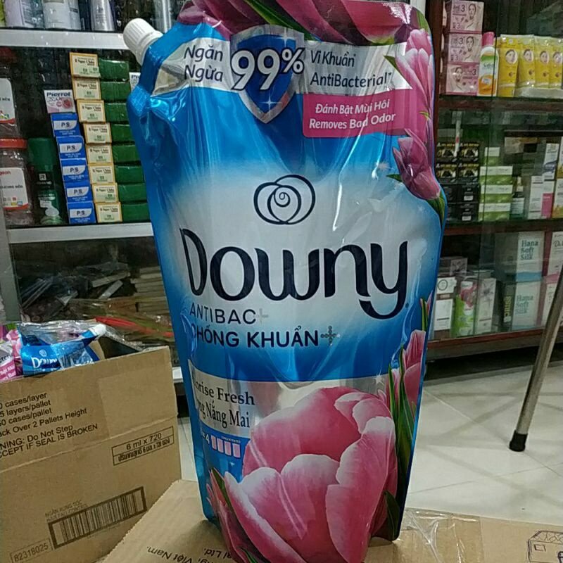 Nước xả vải downy hương nắng mai 1,5 lít