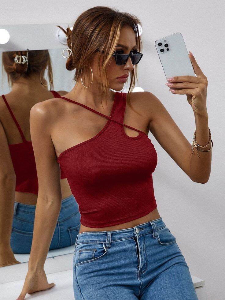 Áo croptop cổ yếm chéo (màu đỏ đô) 