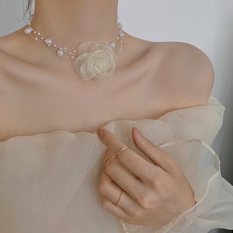 Vòng cổ choker hoa voan dây ngọc
