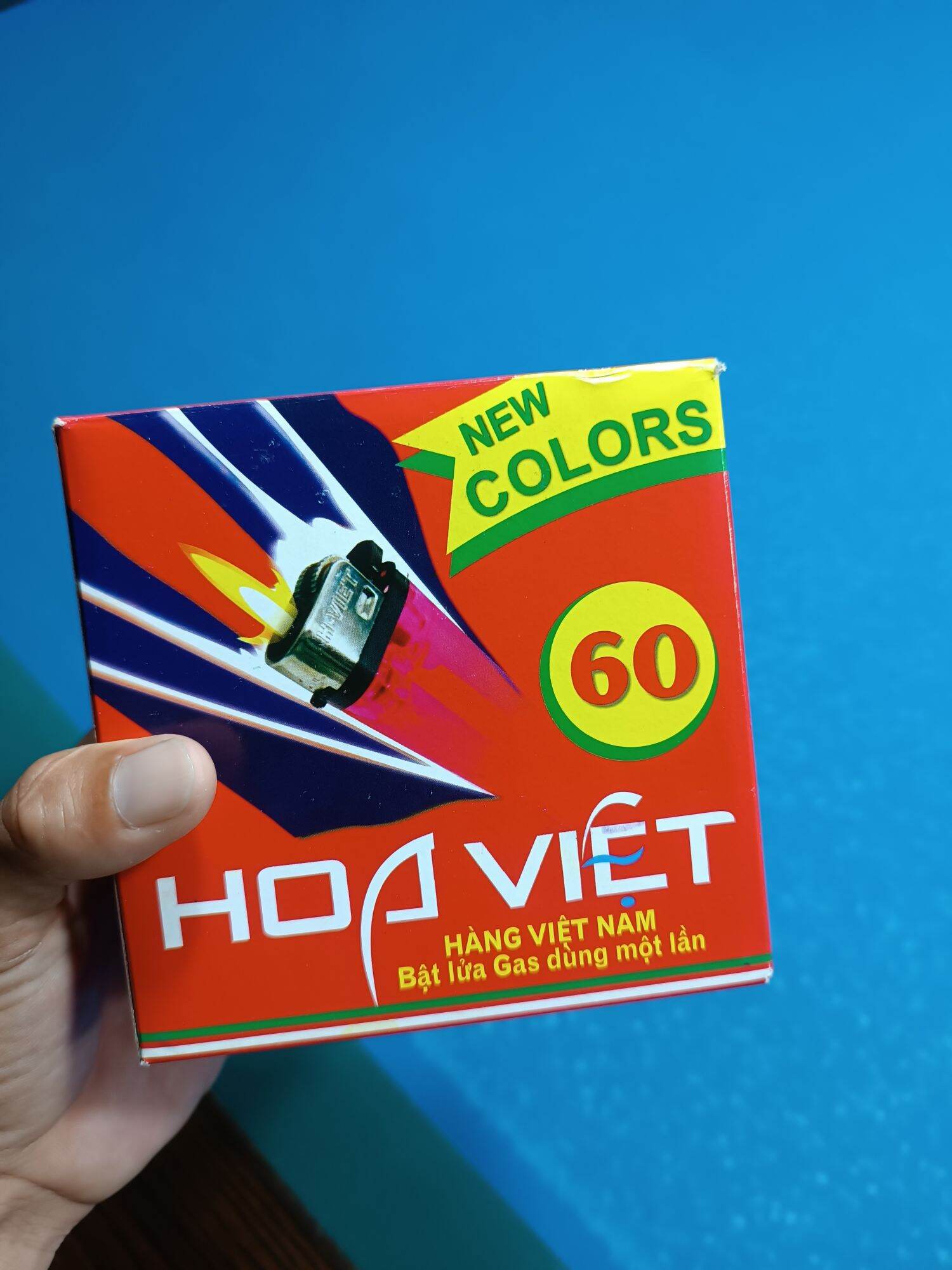Bật Lửa Đá Ga Bọc Kiếng Hoa Việt Hộp 50 Cái