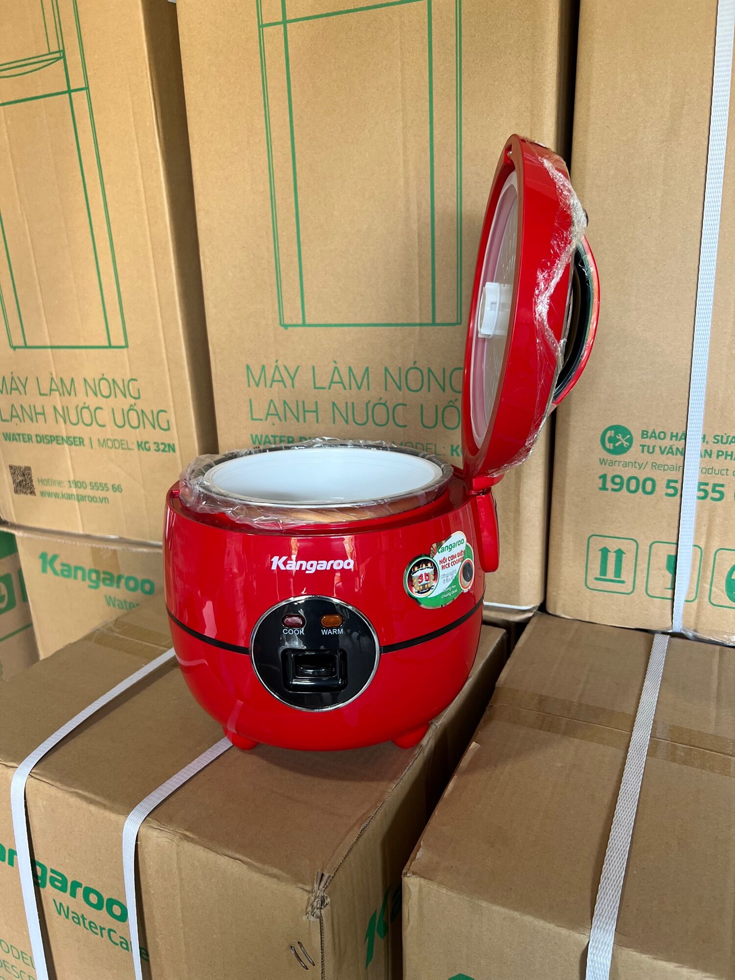 Nồi cơm điện Kangaroo 1.2 lít KG822 đỏ