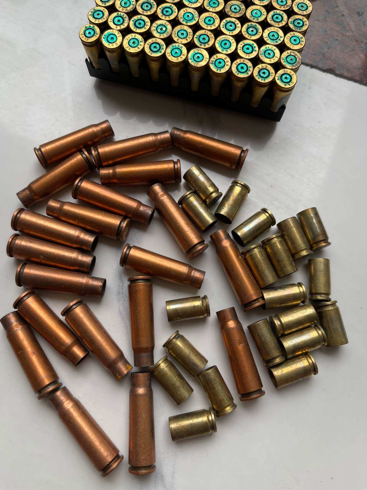 Combo gồm 60 vien phấn (60a47