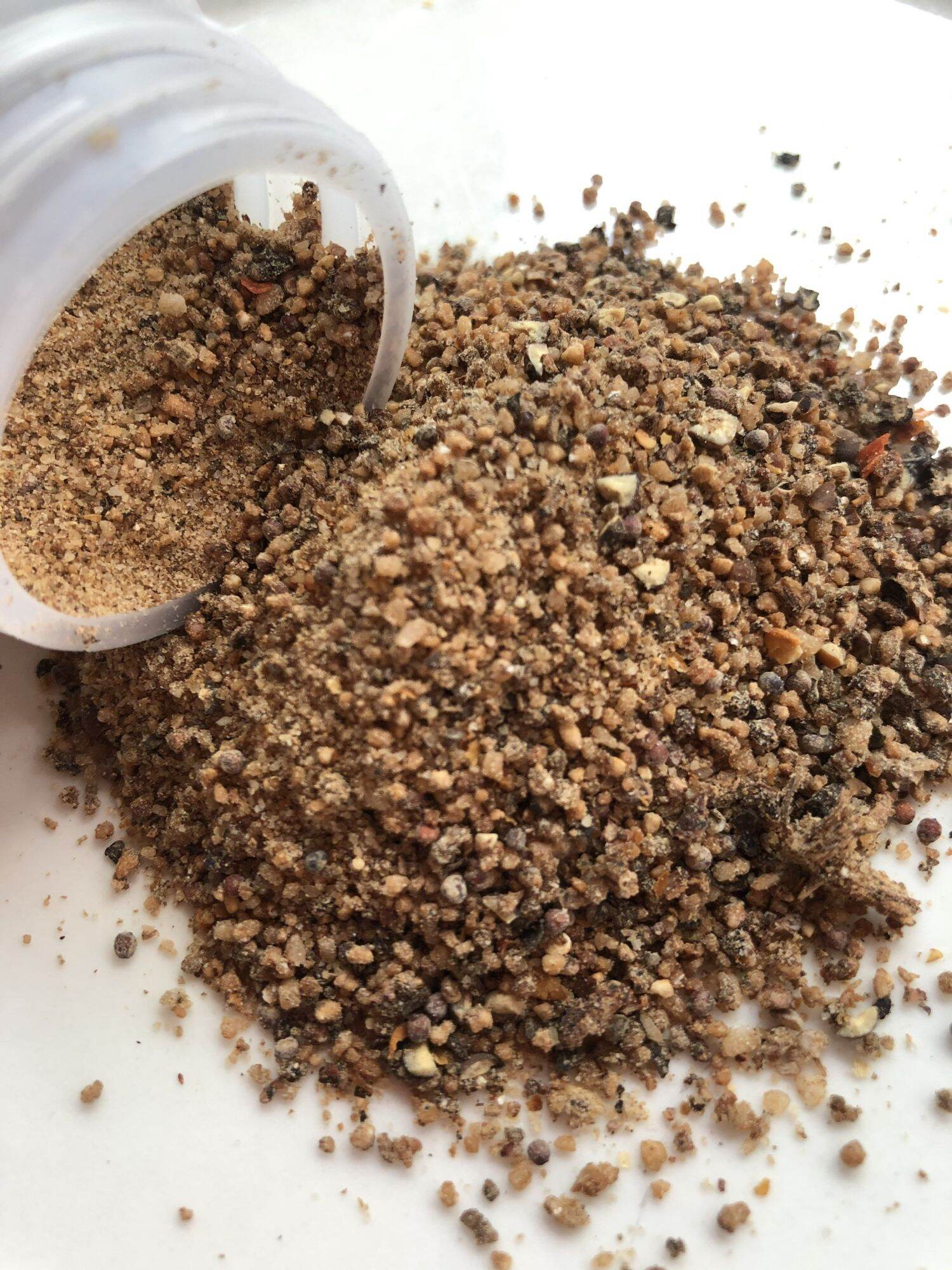 hủ muối tiêu lốp phong phú