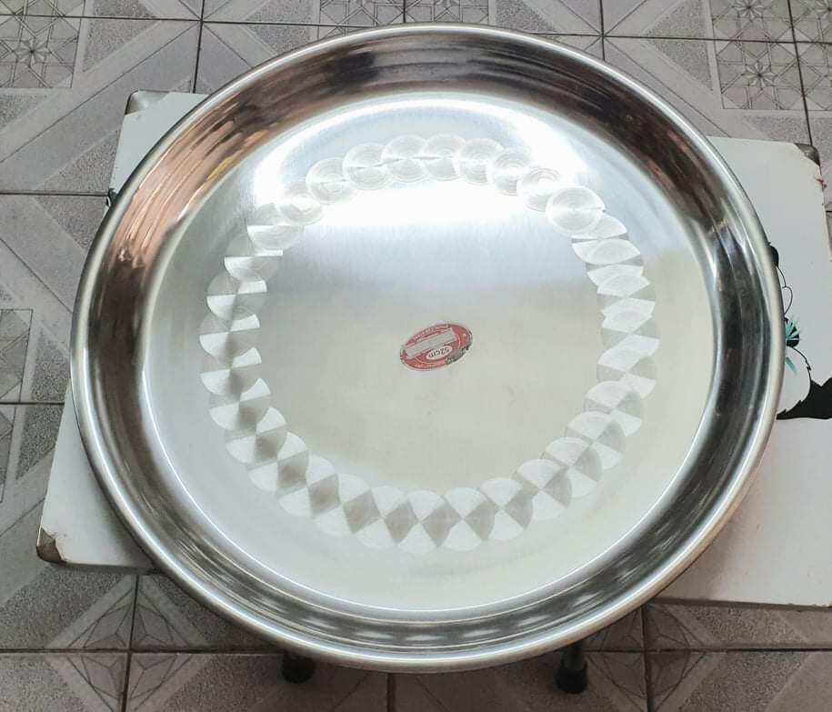 Mâm tròn inox 430 loại dày ,sáng bóng và bền đẹp kích thước  44cm-50cm -52cm -56cm -60cm.