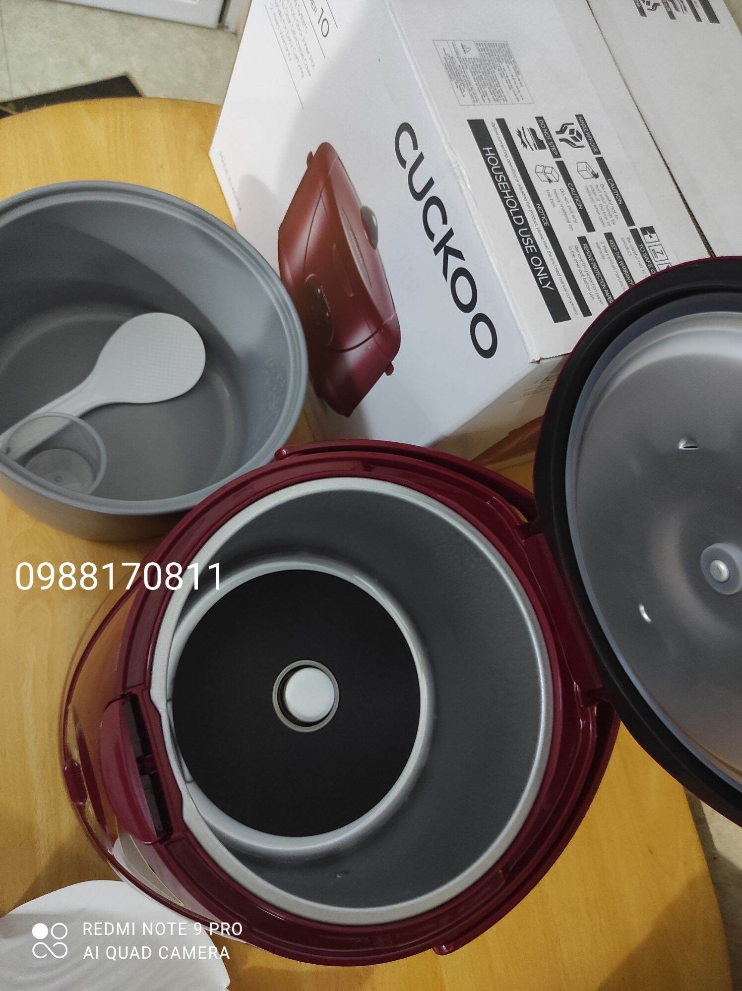 Nồi cơm điện Cuckoo CR1021 đỏ/trắng 1.8L