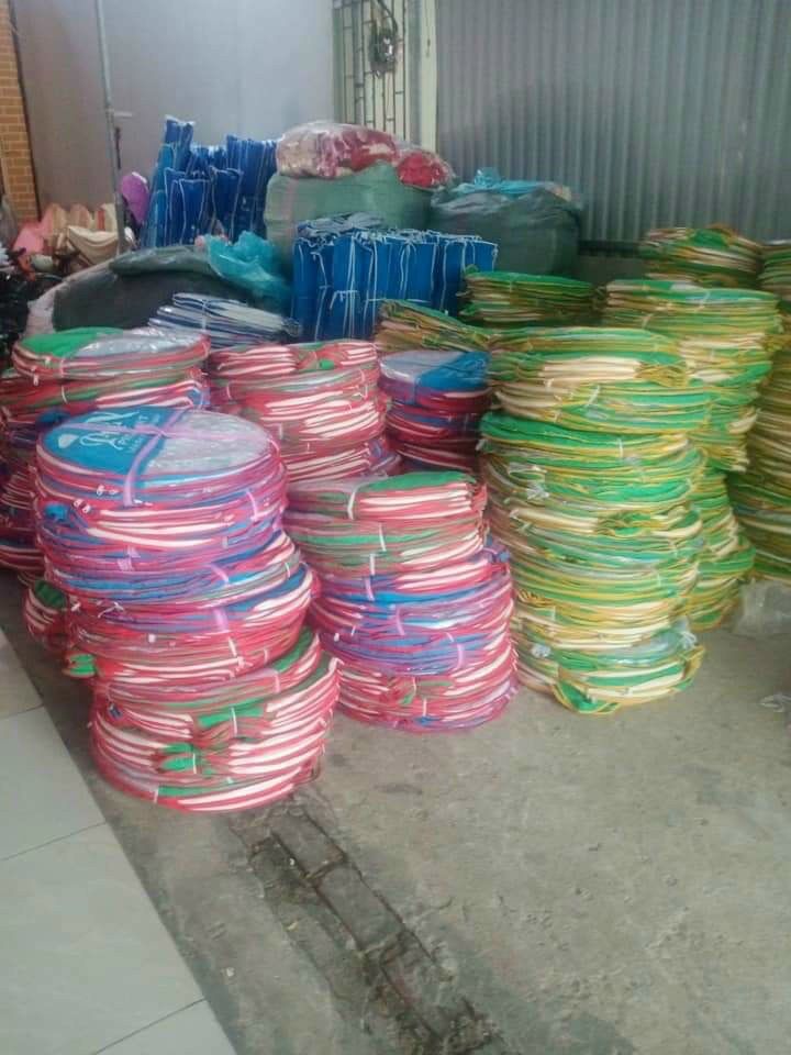 Mùng chụp tự bung