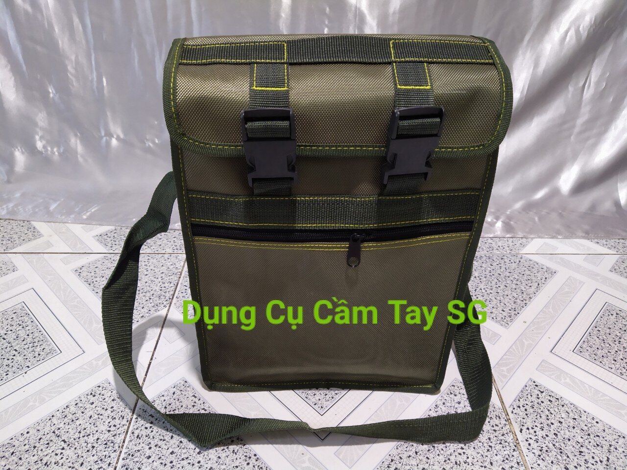 Túi đựng đồ nghề đeo chéo dành cho thợ viễn thông Size Lớn (Màu ngẫu nhiên)