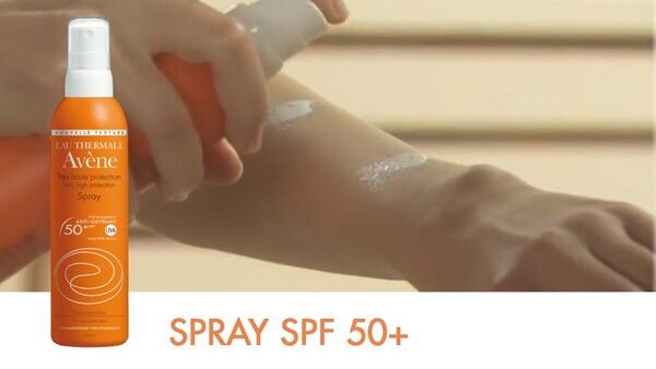 Kem xịt chống nắng dưỡng da Avene
