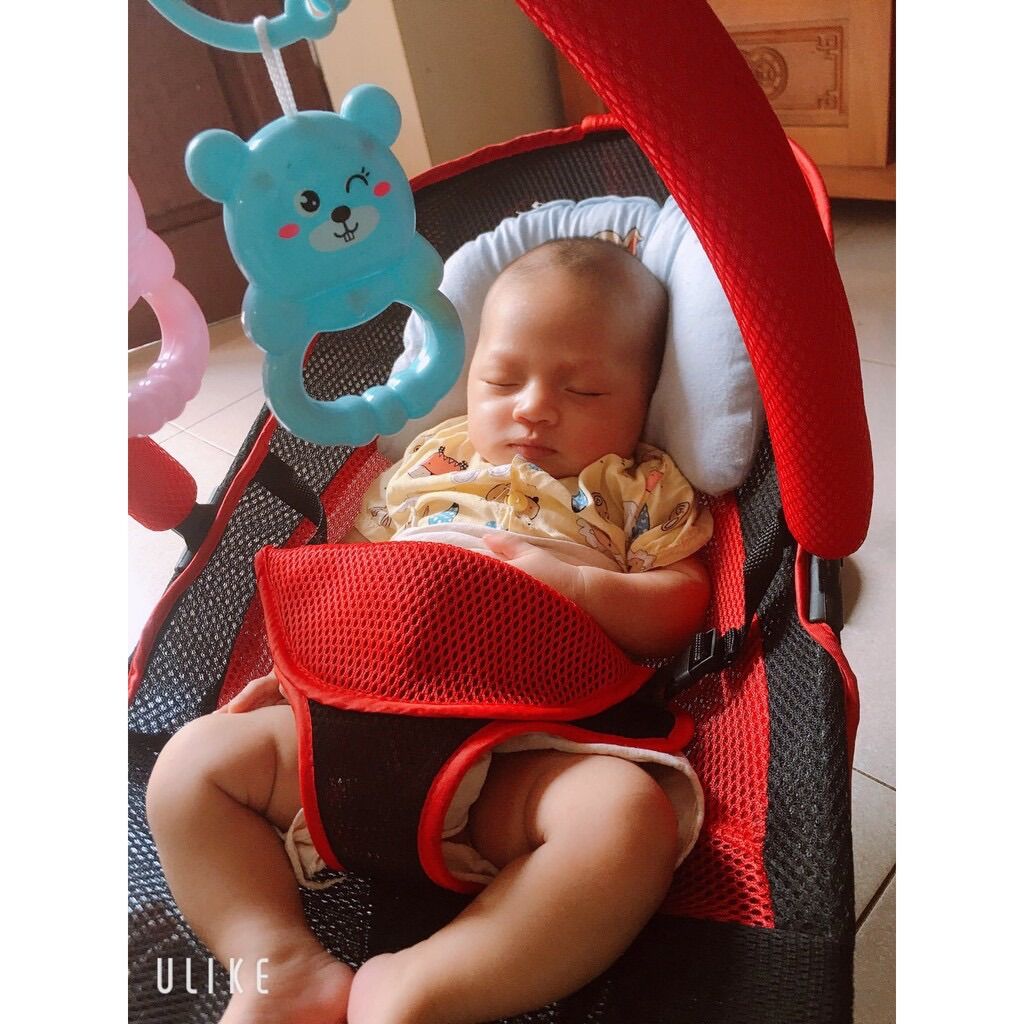 Ghế rung nhún kèm đồ chơi cho bé
