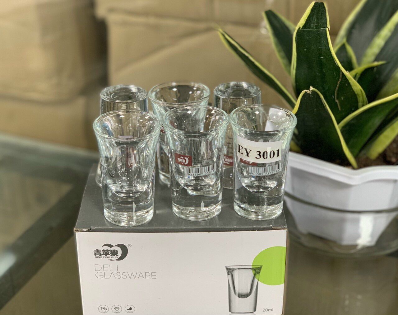 HỘP 6 CHÉN RƯỢU THUỶ TINH CAO CẤP
