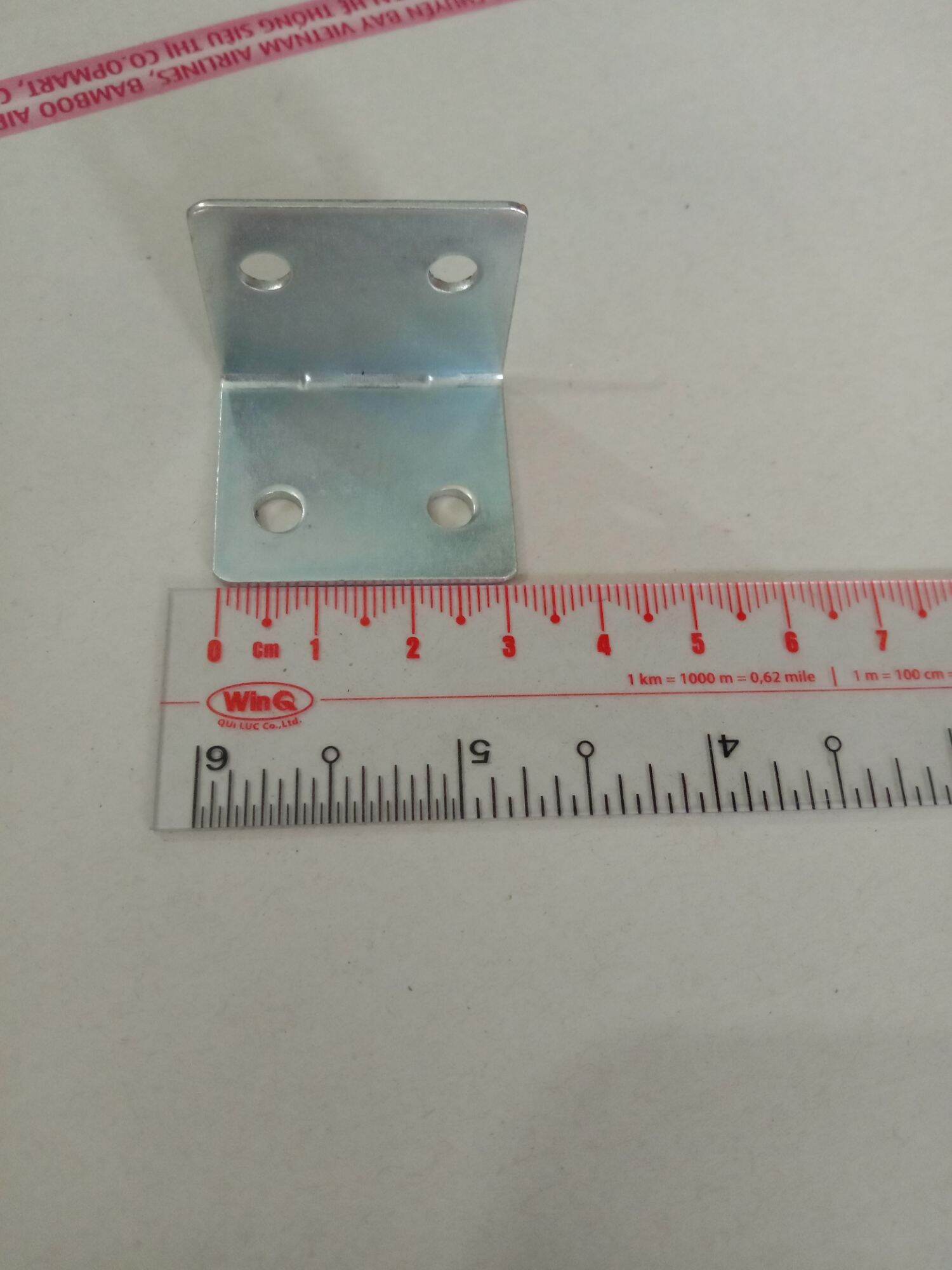 10cái ke góc sắt 4lỗ
