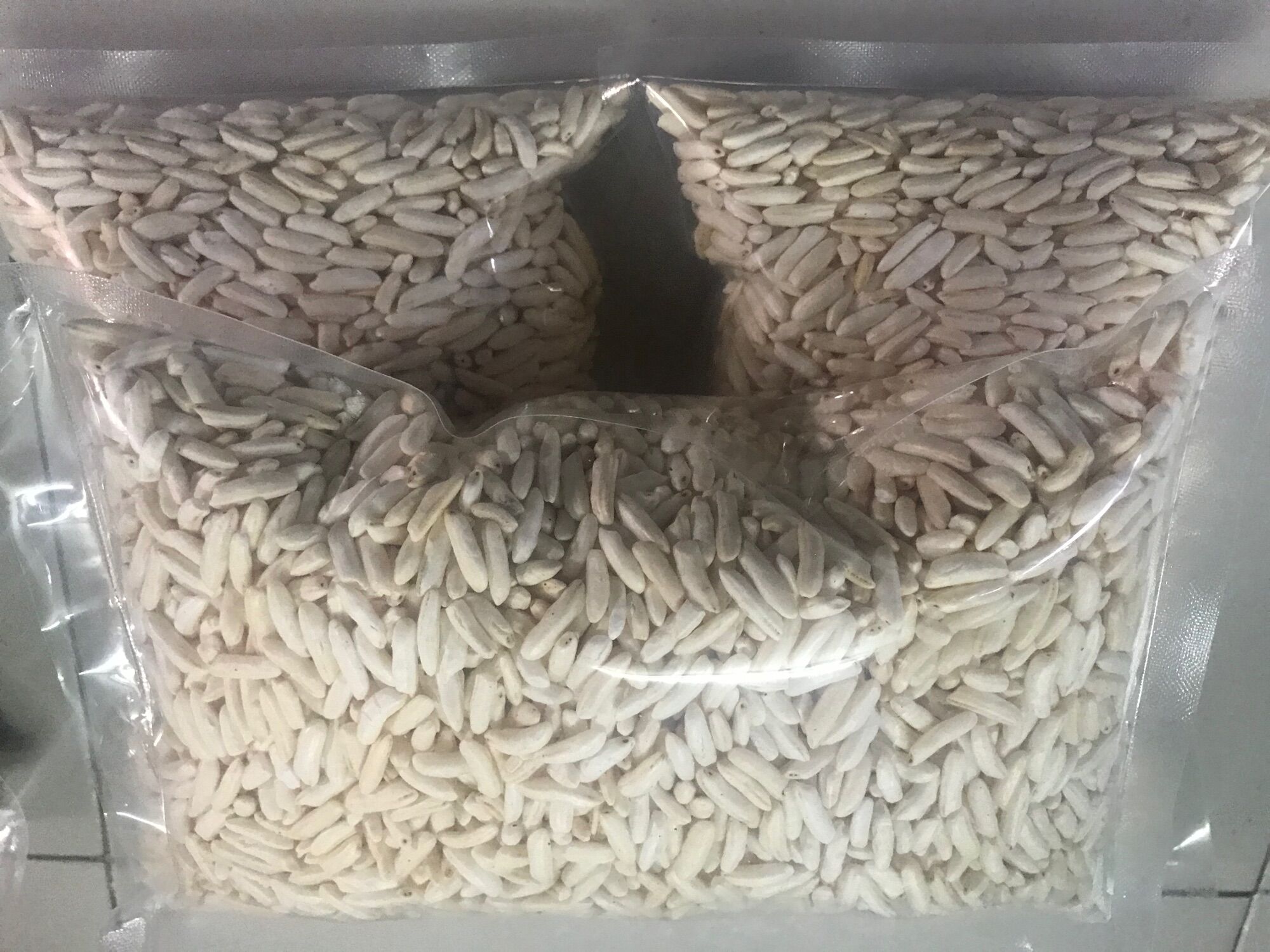 Cốm gạo trắng