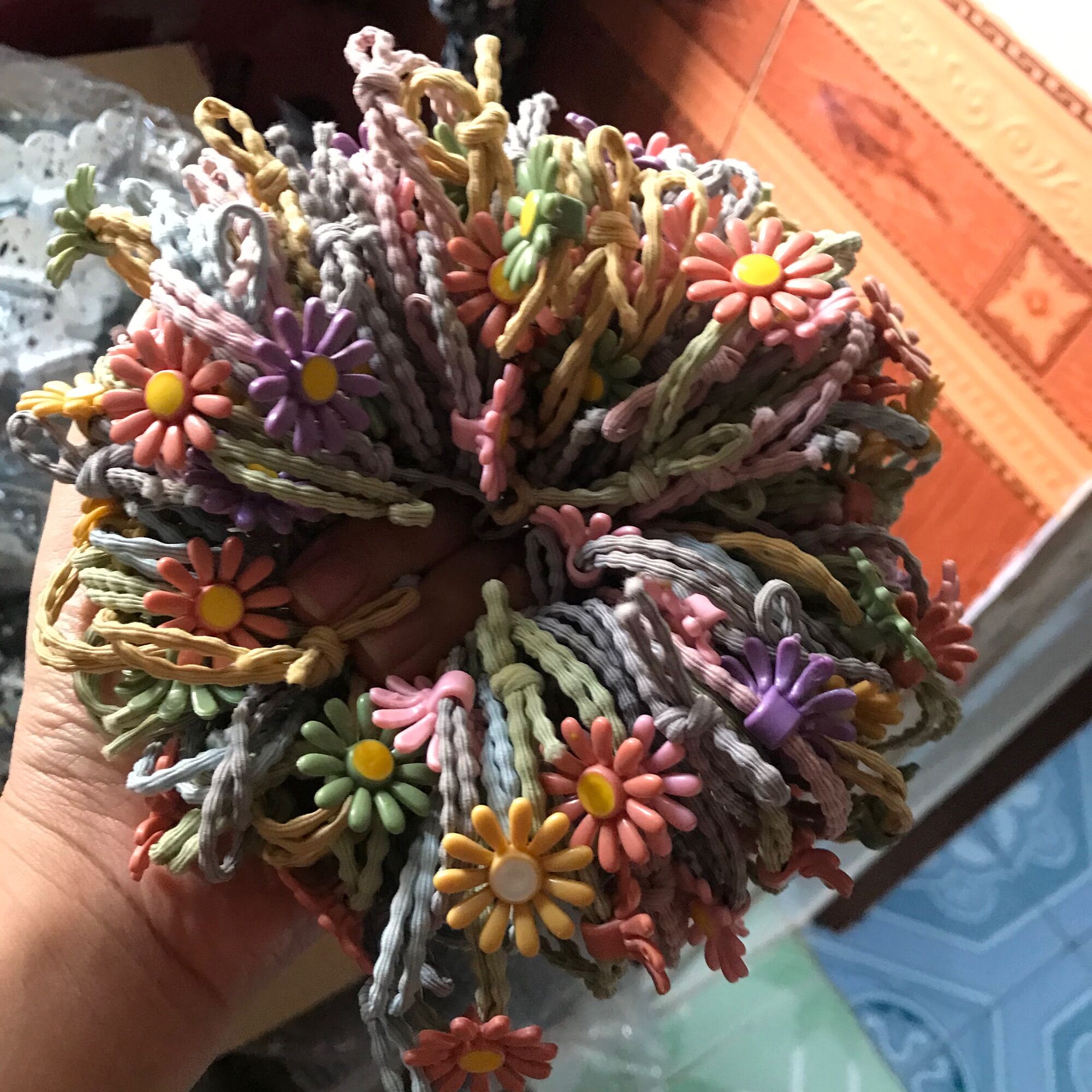 Combo 100 dây buộc tóc hoa cúc mix sẵn màu cute
