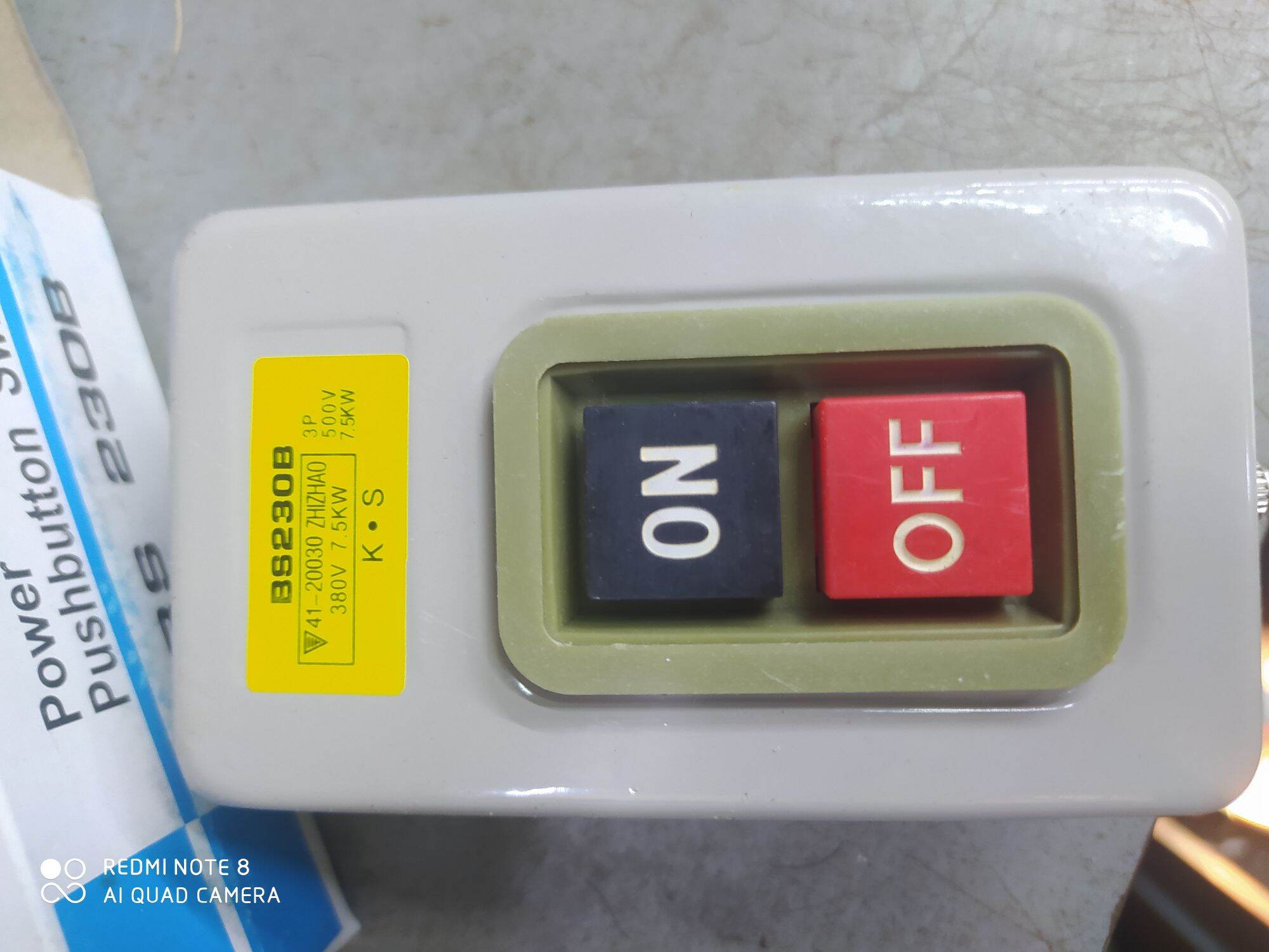 Công Tắc Khởi Động Điều Khiển Bs 211 B / 216 B / 230b 3 Pha