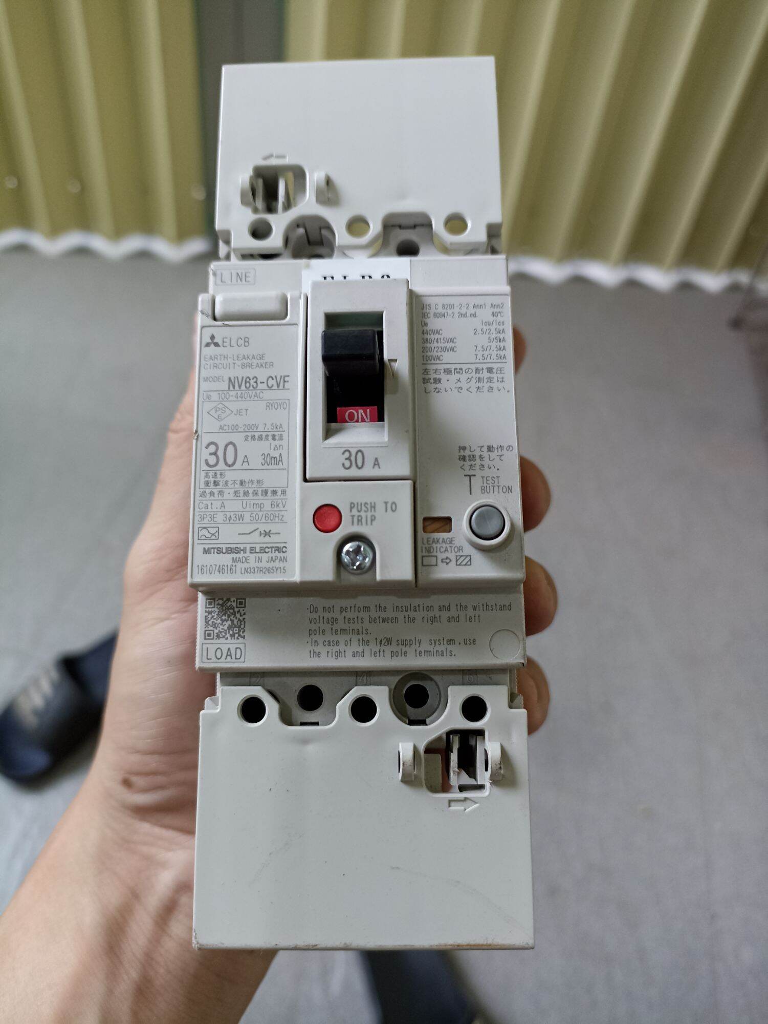 Cb chống giật 3 pha mitsubishi 30a,40a