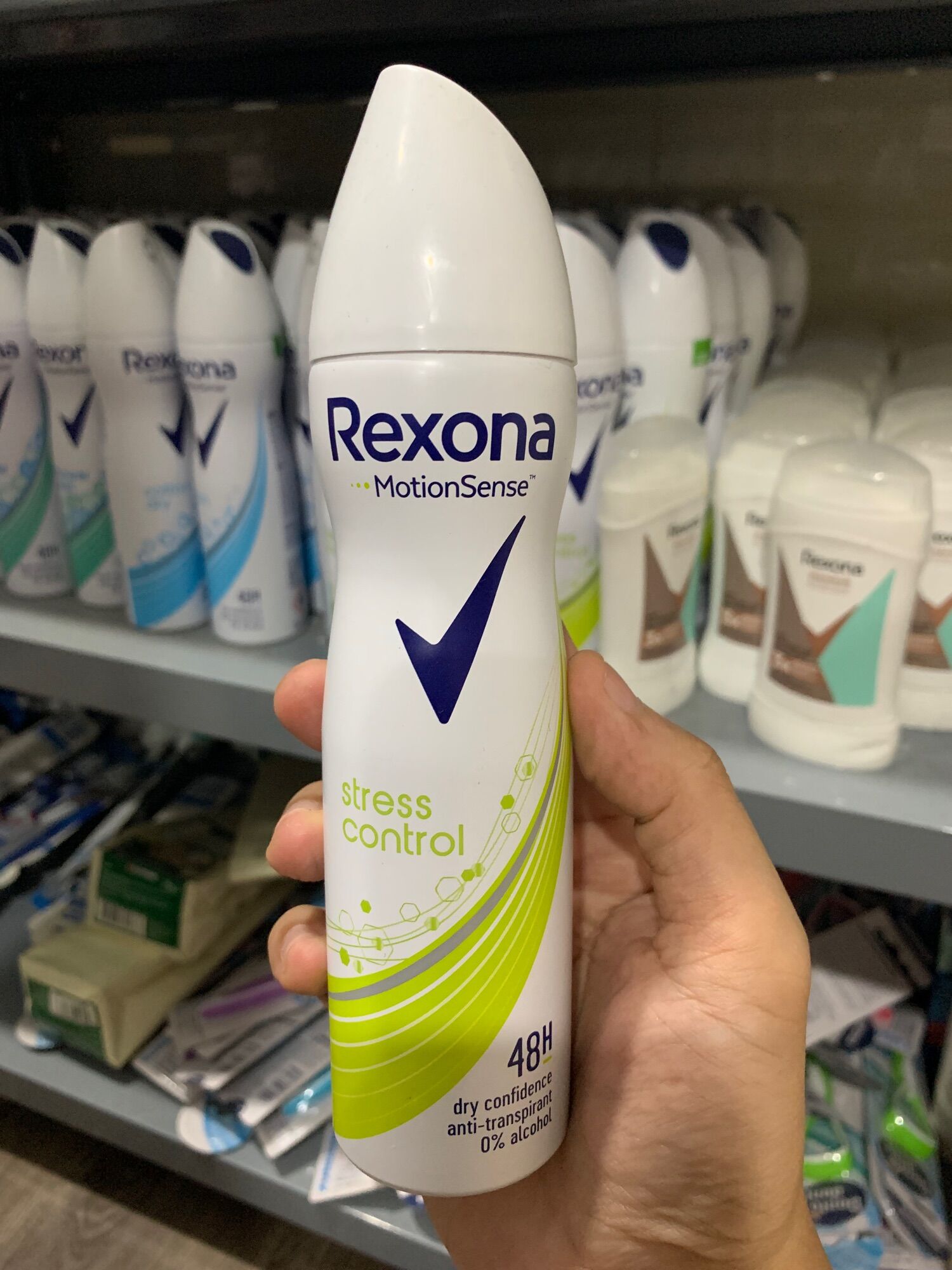 Xịt khử mùi Rexona các loại, Hàng Đức